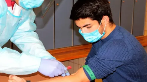 Jonathan Rubio durante la prueba del COVID-19