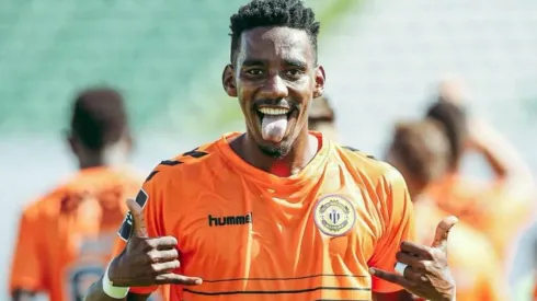 Bryan Róchez vuelve a la Primera División de una liga importante de Europa