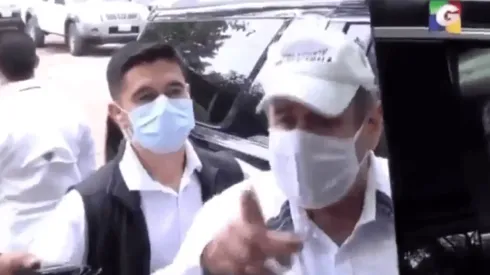 El presidente se enfrentó a los periodistas que lo cuestionaron.