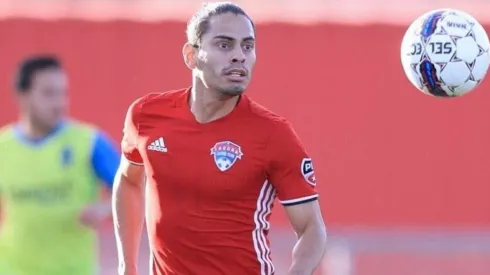 Legionario salvadoreño admitió que piensa volver y podría ir a FAS