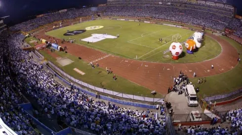 Selección de Honduras no seguiría jugando en San Pedro Sula