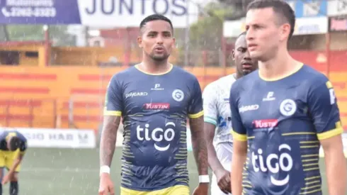 Las curiosidades que dejó el retorno del fútbol en Costa Rica