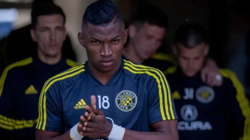 Jugadores aceptan reducción de salarios