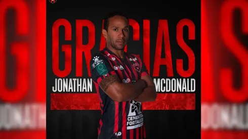 Alajuelense se despidió de Jonathan McDonald
