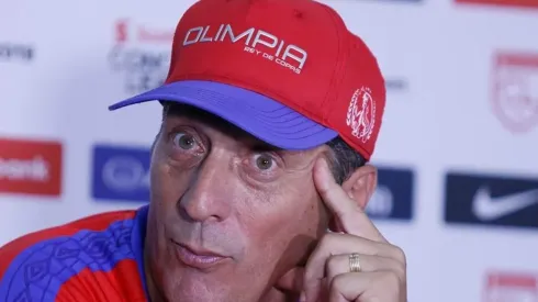 Pedro Troglio preocupado por el fútbol en Honduras