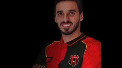 Bryan Ruiz está en Costa Rica