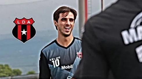 Bryan Ruiz en su primer entrenamiento con Alajuelense