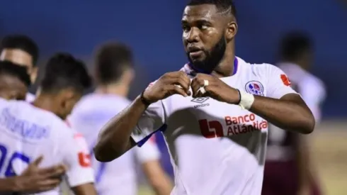 Oficial: el 'Toro' Benguché se marcha al fútbol de Portugal