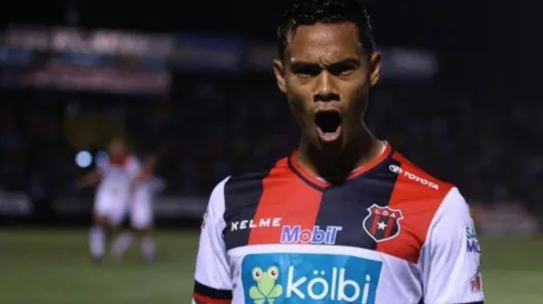 Confirman el equipo de la MLS en el que jugará Ariel Lassiter