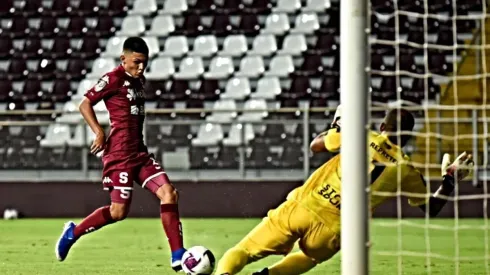 Deportivo Saprissa goleó (4-0) al Limón