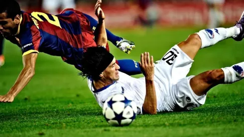 Christian Bolaños ante el Barcelona en Champions