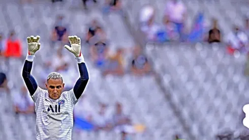 Keylor Navas entrenando con el PSG