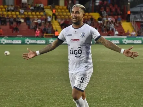 Frank Zamora podría no llegar a Saprissa y convertirse en legionario