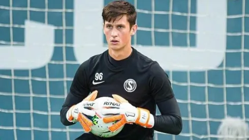 Nicholas Hagen fue titular por primera vez en Europa y su equipo perdió