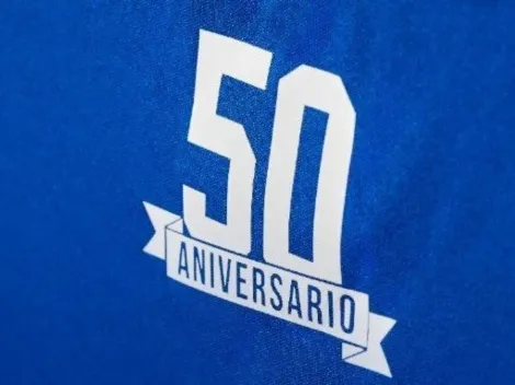 El Salvador lanza una camisa retro de la selección de 1970