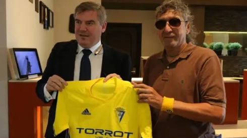 Presidente del Cádiz confirmó el comienzo de proyectos de fútbol en El Salvador