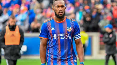 Kendall Waston habría recibido ofertas de Saprissa y Cartaginés