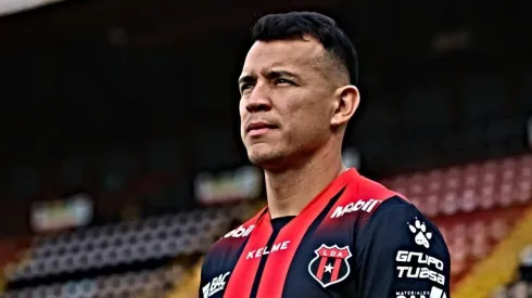 Alajuelense se refuerza con un mexicano