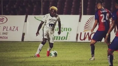 Pumas se pregunta si Carlos Mejía debería estar en el primer equipo