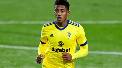 Cádiz de Anthony Lozano vs Alavés: cuándo, dónde y por que canal ver el partido por la fecha 18 de LaLiga