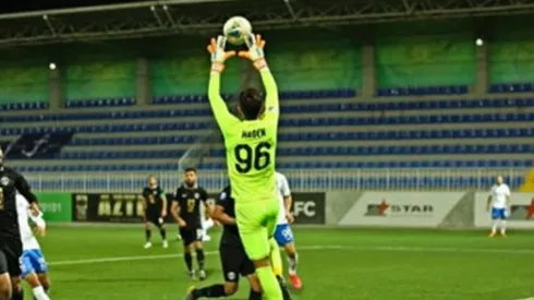 Nicholas Hagen fue reconocido por su equipo destacando todas sus atajadas