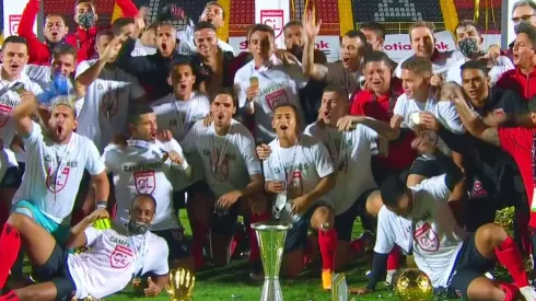 Alajuelense se corona campeón de la Liga Concacaf al vencer a Saprissa