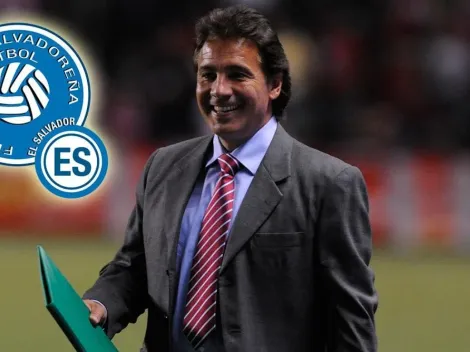 De los Cobos analizó juegos de El Salvador