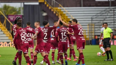 Saprissa buscaría un refuerzo en Europa