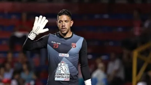 ¡Leo Moreira habló sobre su futuro en Alajuelense!