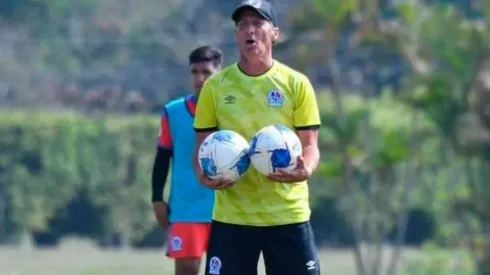 Pedro Troglio renovó hasta el 2022 con Olimpia