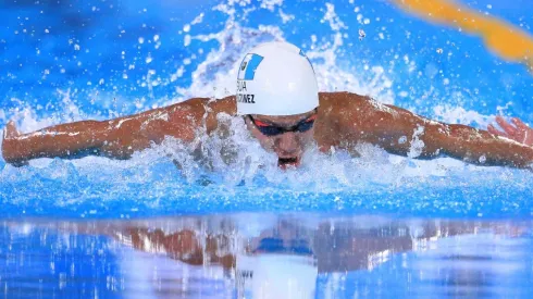 Nadador guatemalteco supera marca de Phelps