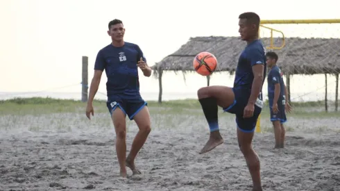 Selección de Futbol Playa de El Salvador: Asamblea otorga incentivo económico