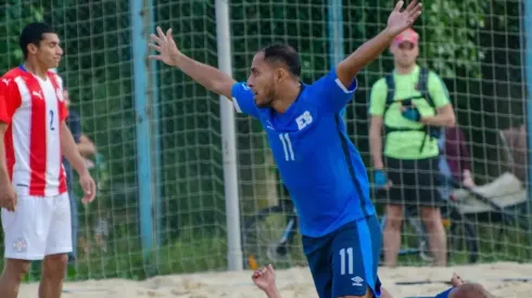 Selección de El Salvador de Futbol Playa vence a Paraguay