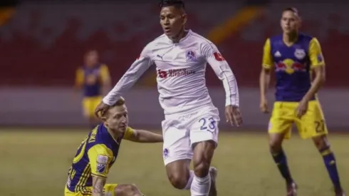 Bryan Moya se refirió a los rumores de su regreso a Olimpia