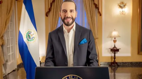 Bukele afirma que El Salvador tuvo en contra al árbitro