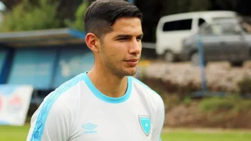 Chucho López disgustando por el rendimiento de la Azul y Blanco