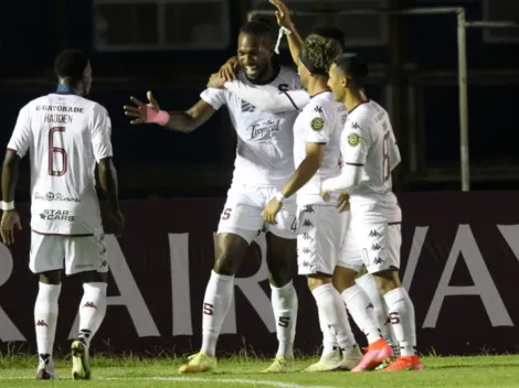 Saprissa vence 2-0 a Santa Lucía Cotzumalguapa
