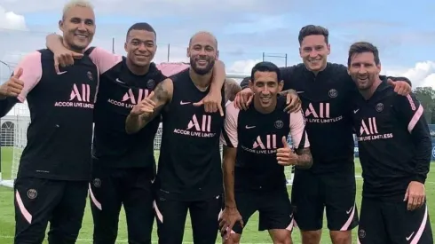 Keylor Navas junto a Neymar, Mbappé, Messi, Di María y Ander Herrera