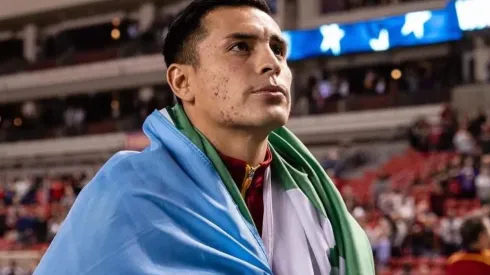 Rubio Rubín con la bandera de Guatemala y México