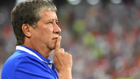 Bolillo Gómez dio su primera lista para el microciclo