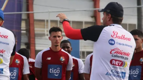 Julio Dely Valdés expresó que Panamá es superior a Honduras.