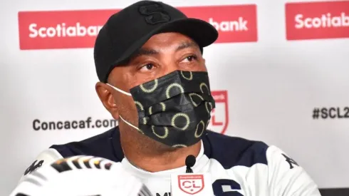 Oficial: Mauricio Wright dejó de ser el DT del Deportivo Saprissa