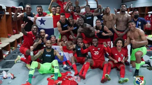 Panamá remonta a Honduras tras ir debajo por 2-0.