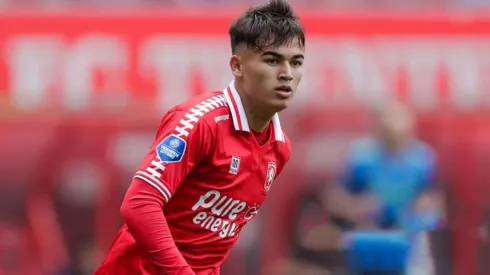 Manfred Ugalde no la pasa bien en Holanda