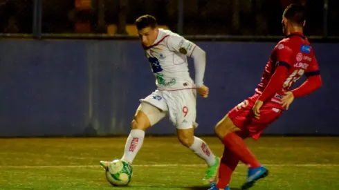 Luis Paradela del Santos FC logró doblete este fin de semana ante San Carlos (Santos FC)