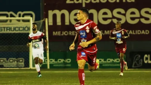 Luis Paradela, atacante del Santos (Santos Oficial)