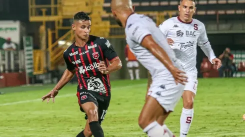 Clásico nacional jugado entre Alajuelense y Saprissa en el Morera Soto (LDA Oficial)