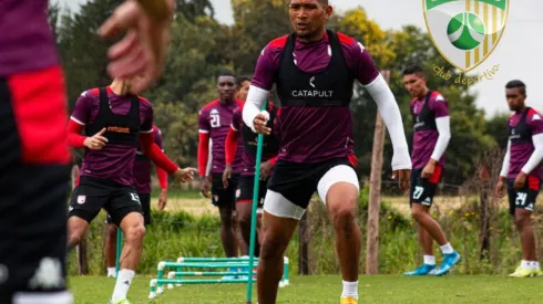 Ronaldo Dinolis firma con CD La Equidad.