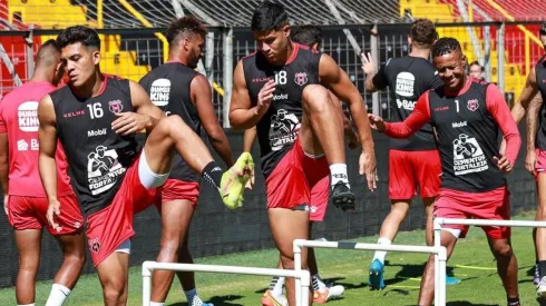 Alajuelense ya empieza a perder jugadores
