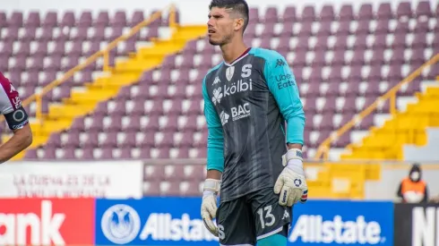 Aarón Cruz fue fundamental en el empate del Saprissa y Alajuelense